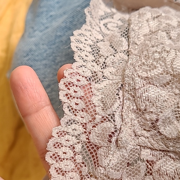 Aritzia Bralette - Picture 5 of 5